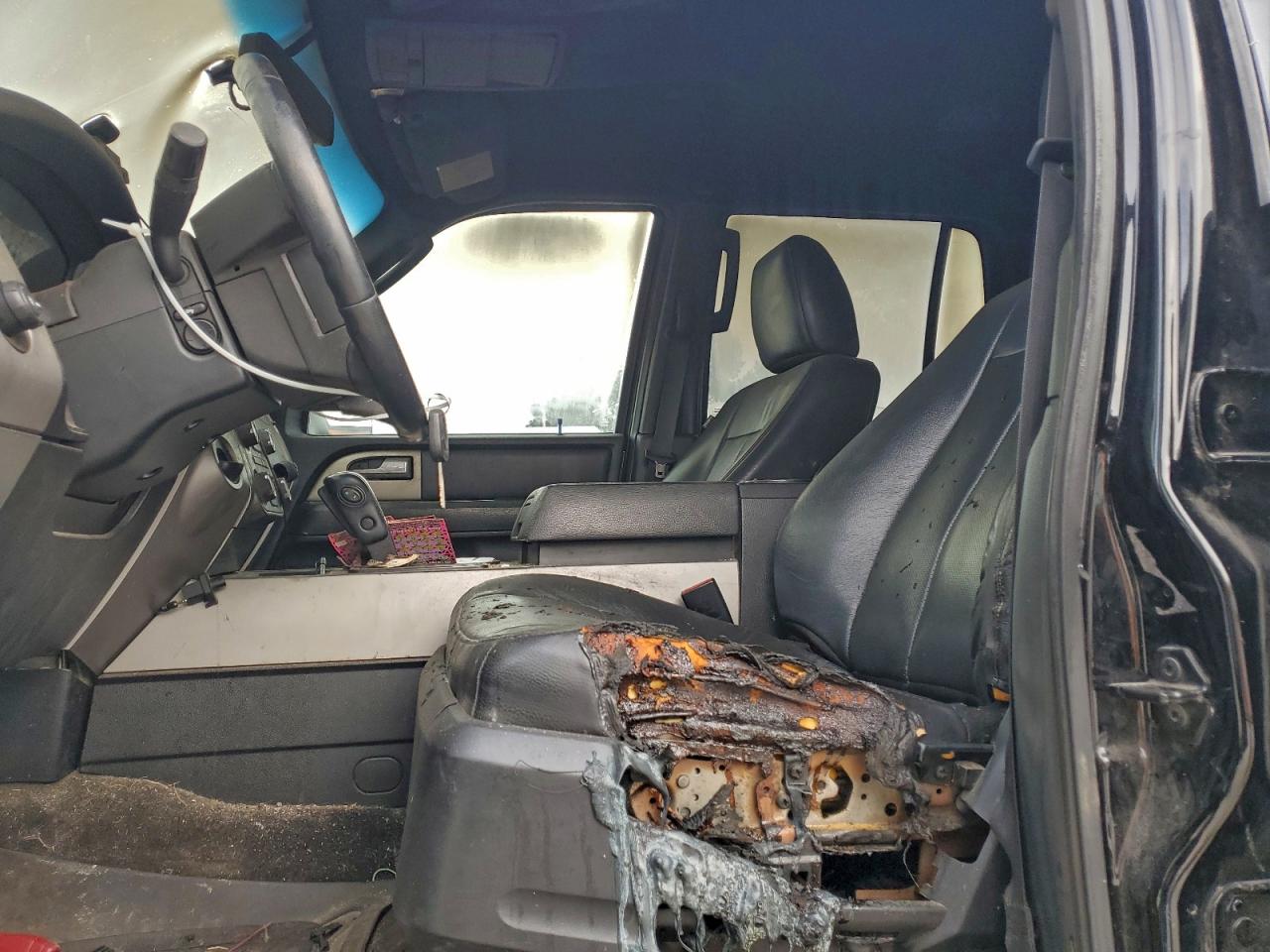 Ford Expedition Xlt Image 5