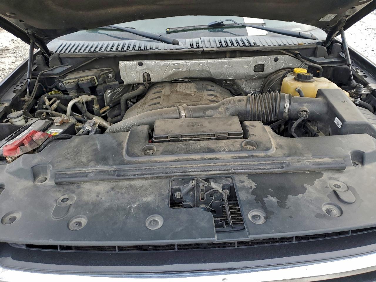 Ford Expedition Xlt Image 10