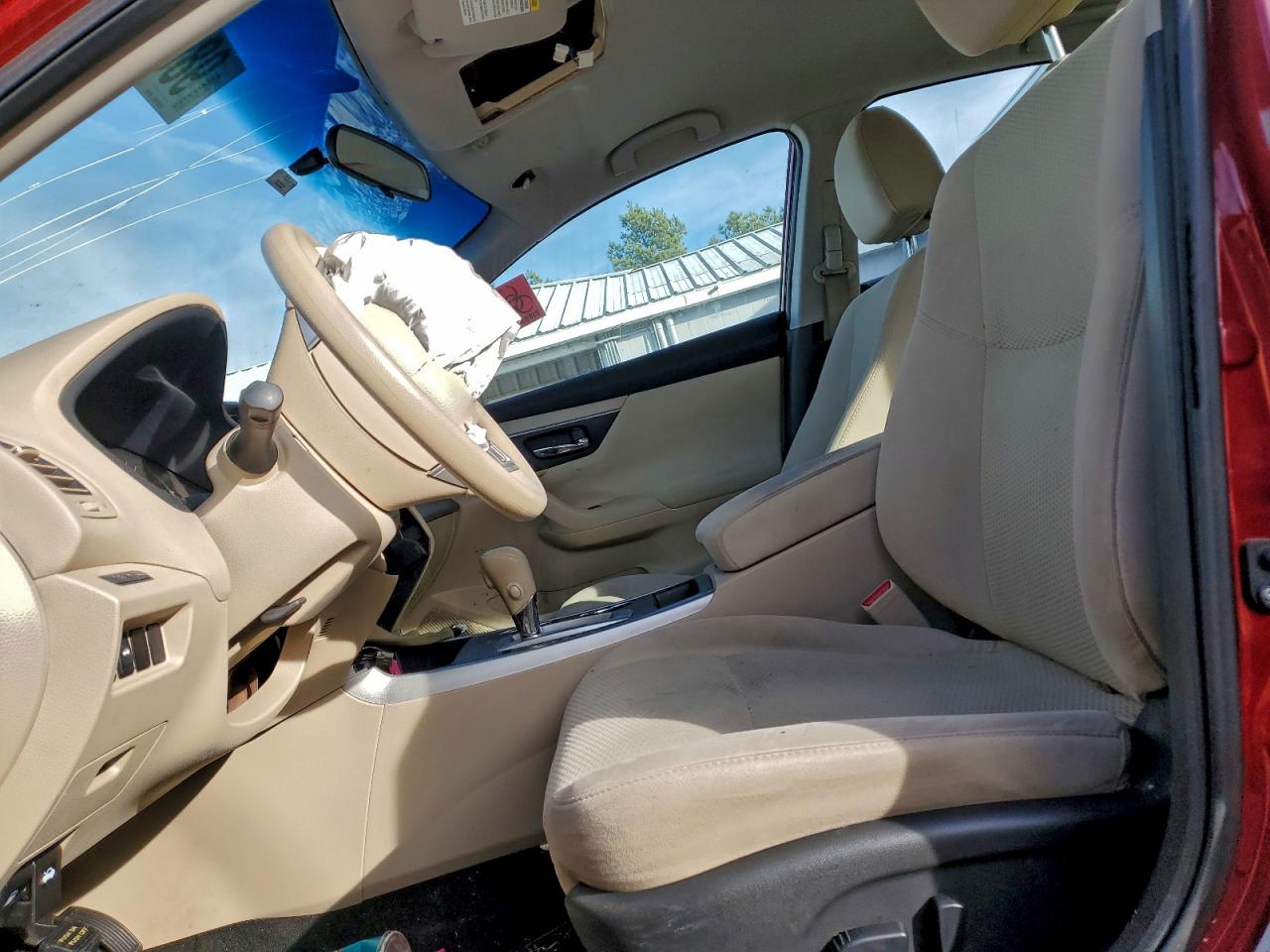 Nissan Altima 2.5 Image 3