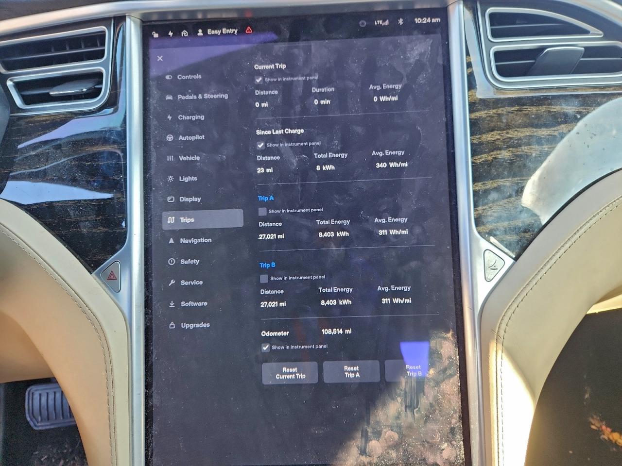 Tesla Model S Image 8