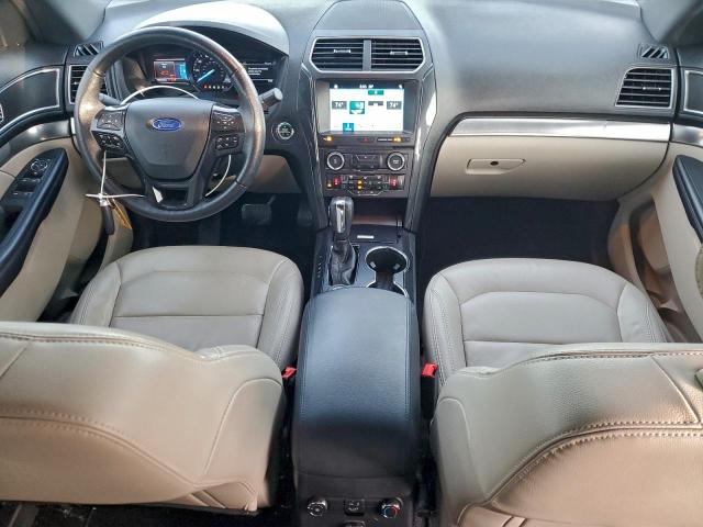 Ford Explorer Xlt Image 5