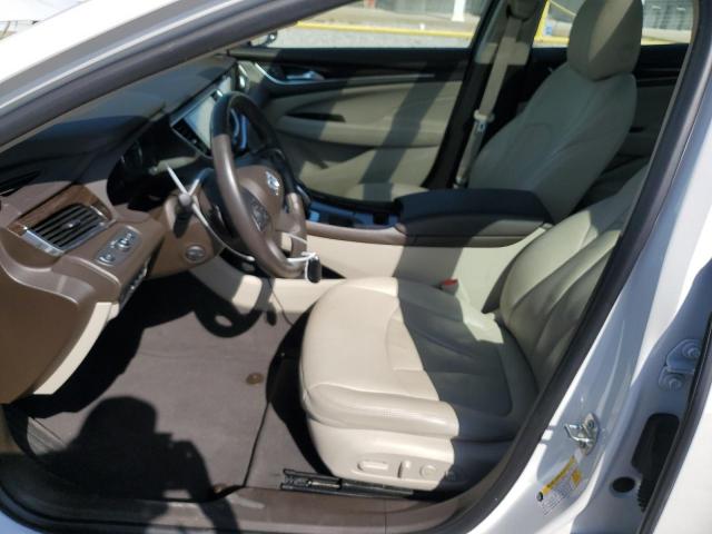 Buick LaCrosse Premium Image 2