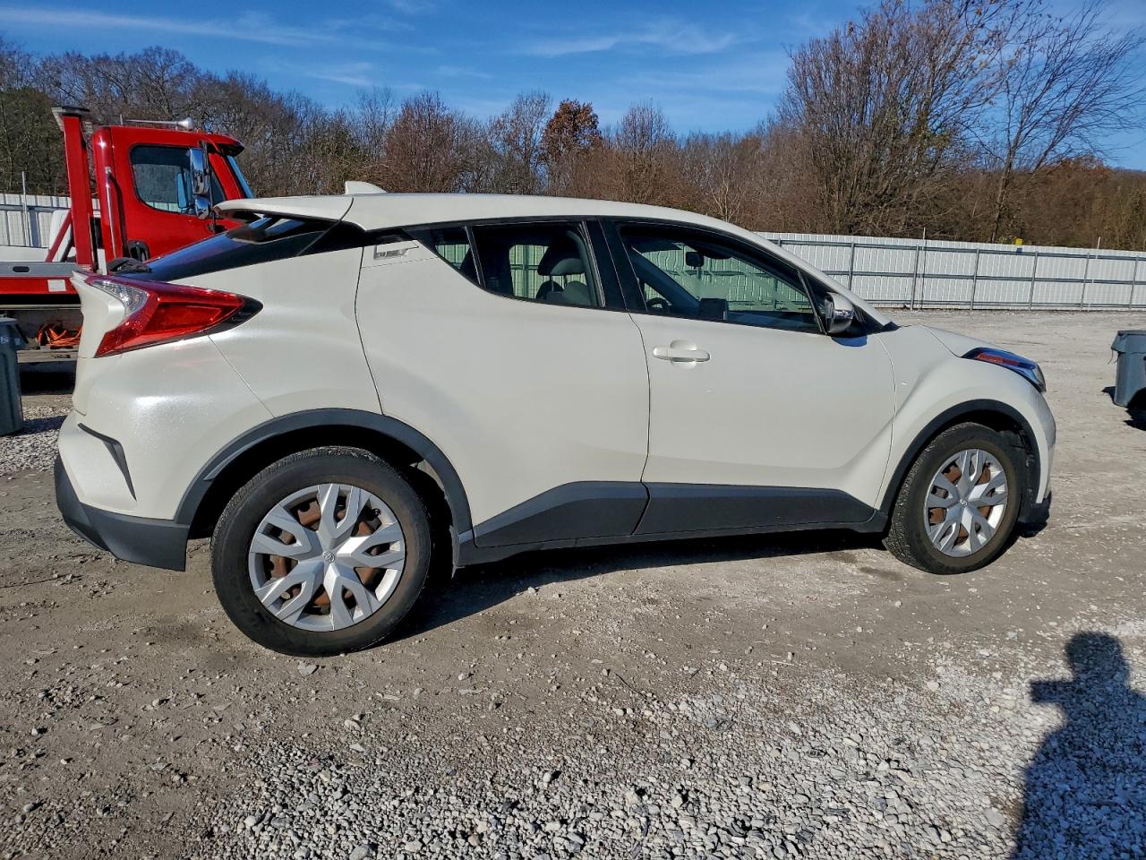 Toyota C-HR Xle Image 9