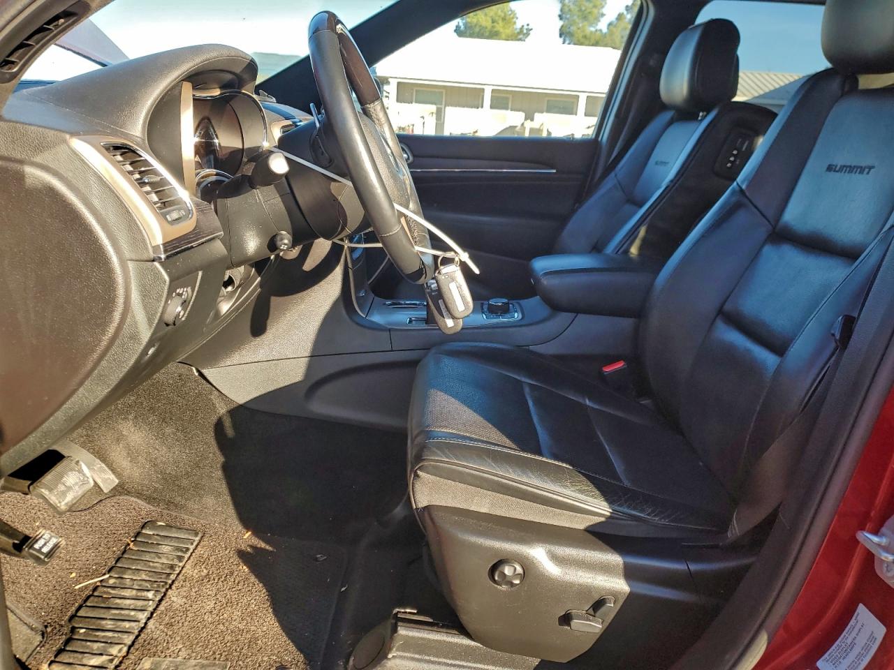 Jeep Grand Cherokee Summit Image 5