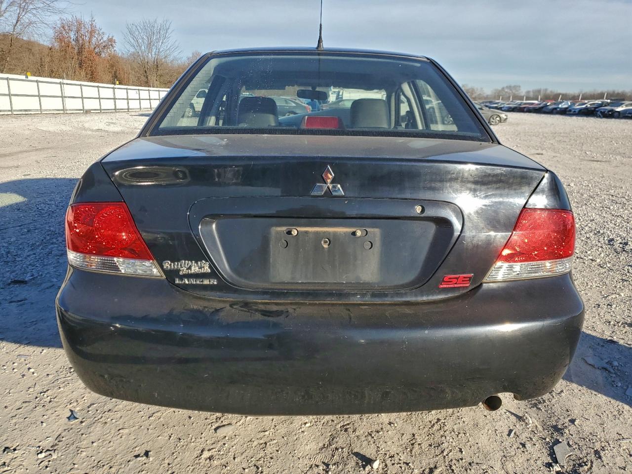 Mitsubishi Lancer Es Image 11