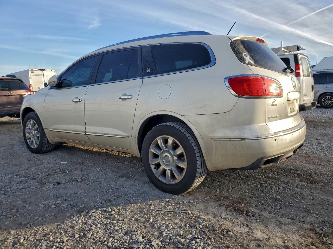 Buick Enclave Image 7