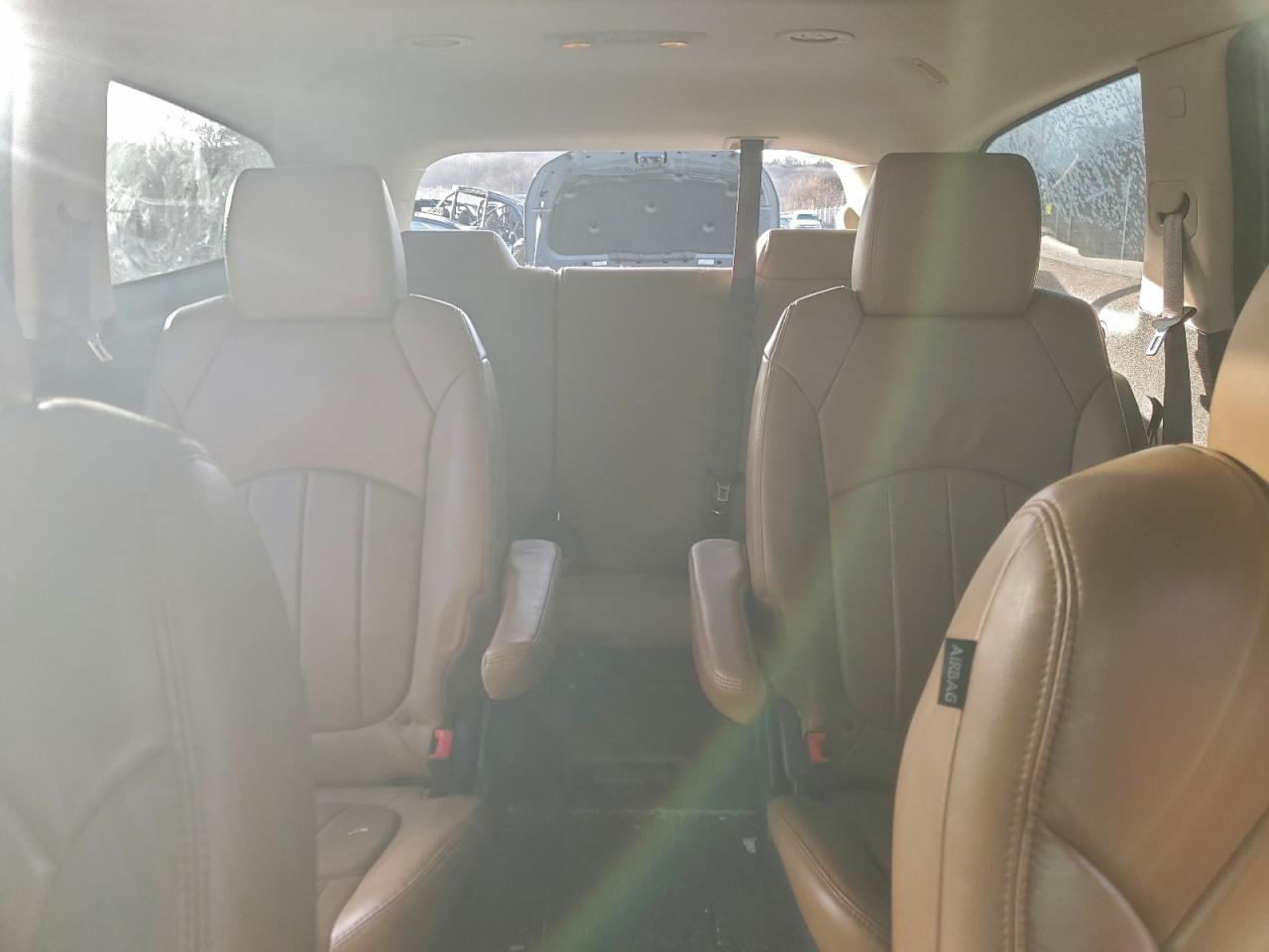 Buick Enclave Image 11