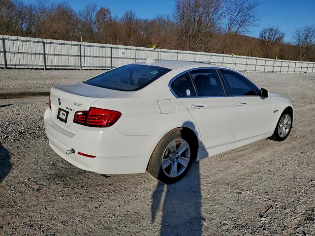 BMW 5 Series I Image 2