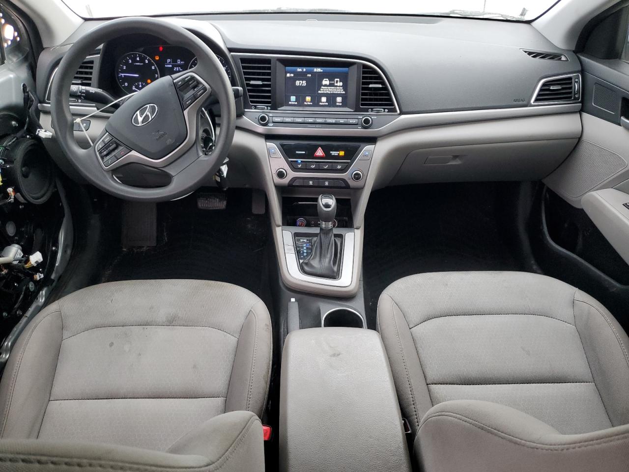 Hyundai ELANTRA Se Image 9
