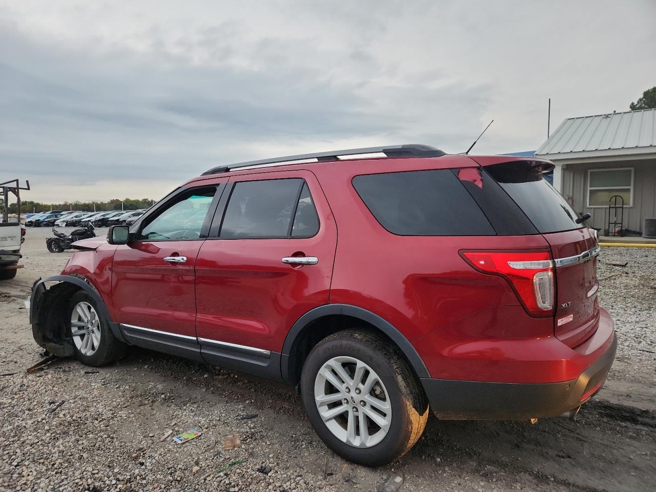 Ford Explorer Xlt Image 2