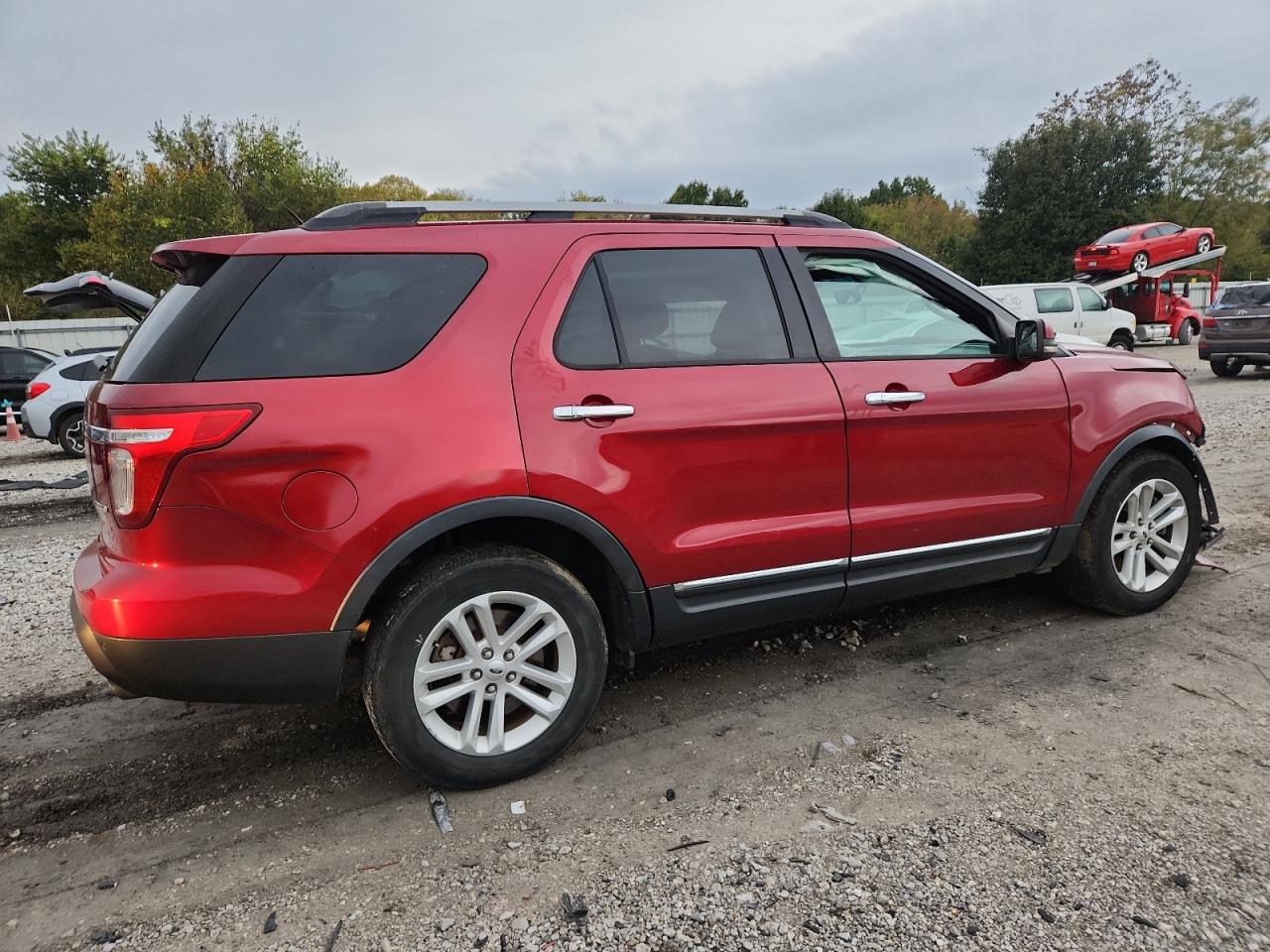 Ford Explorer Xlt Image 12
