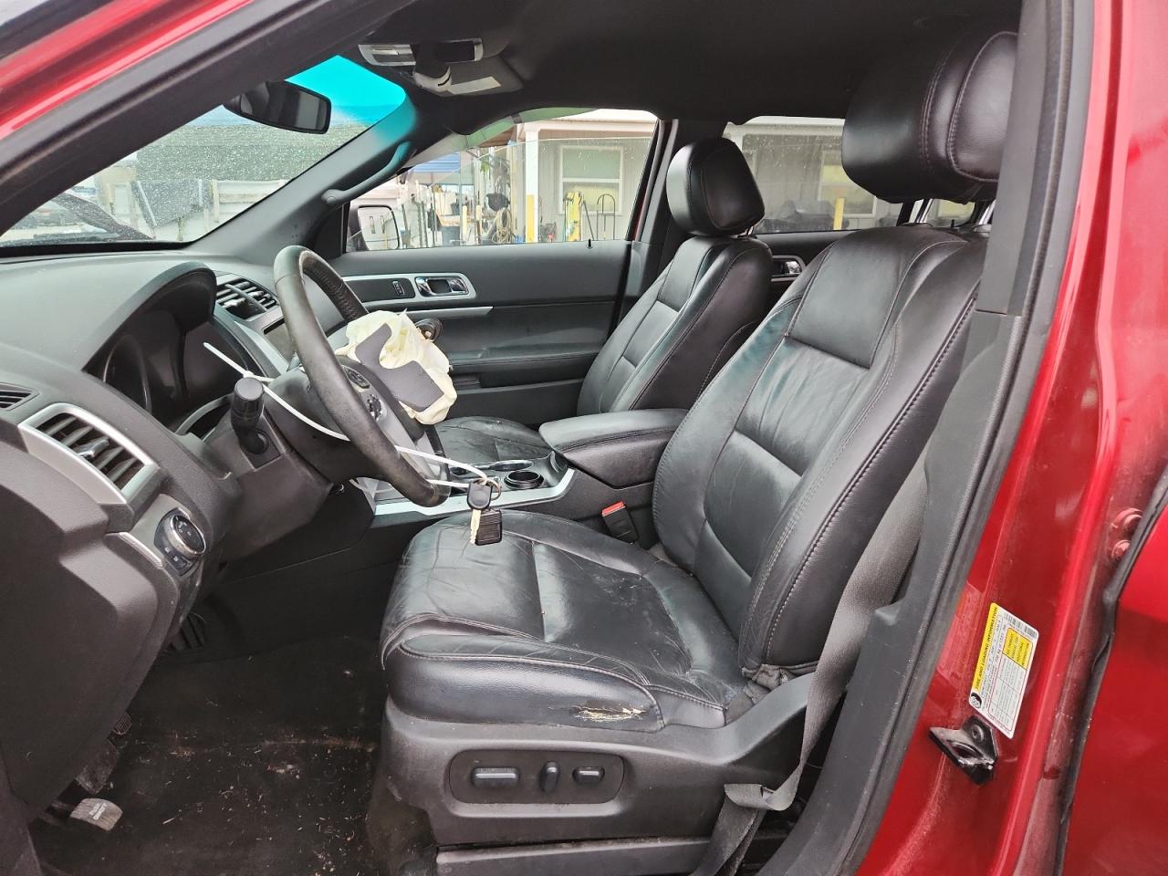 Ford Explorer Xlt Image 13