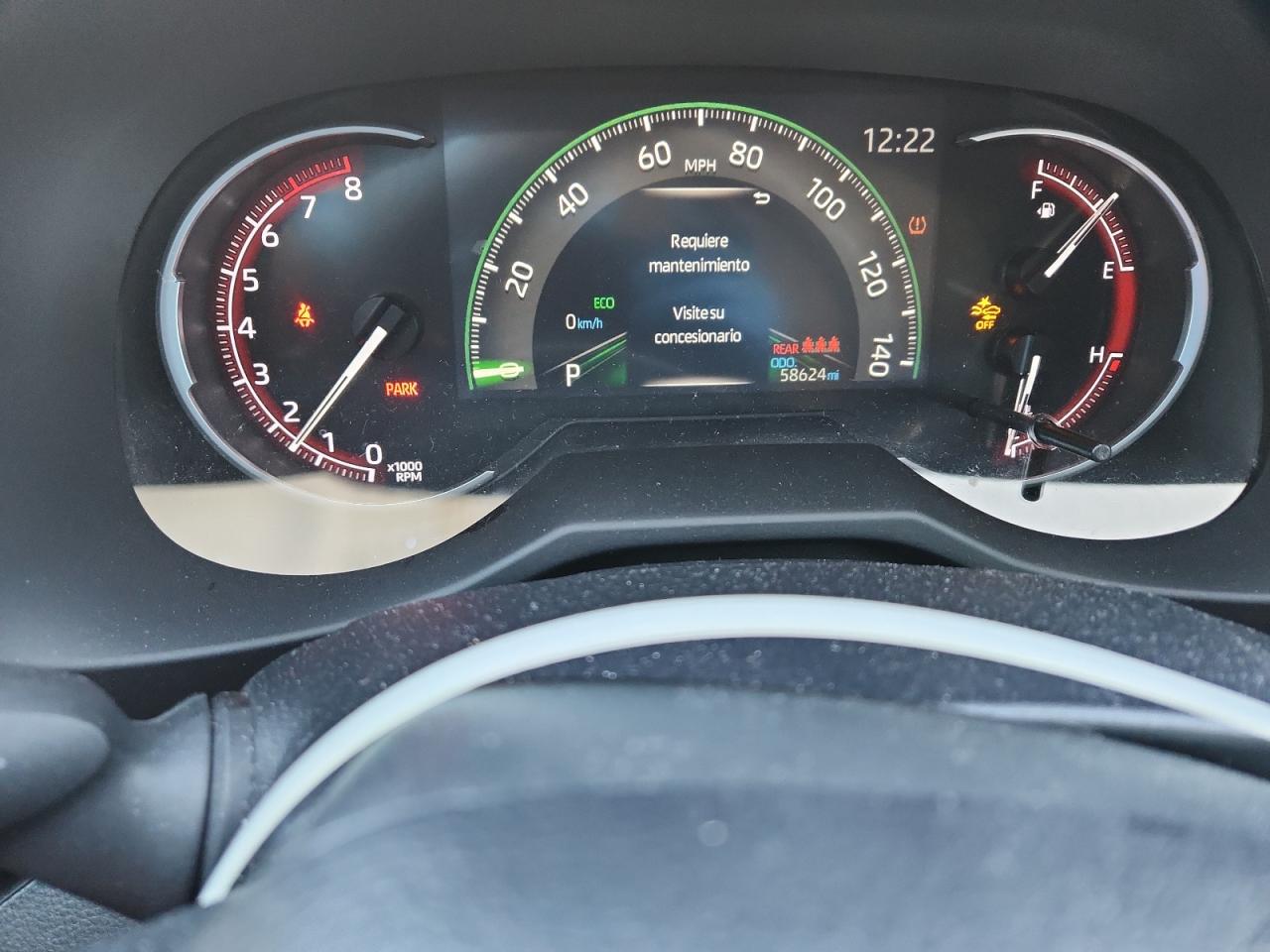 Toyota RAV4 Le Image 12