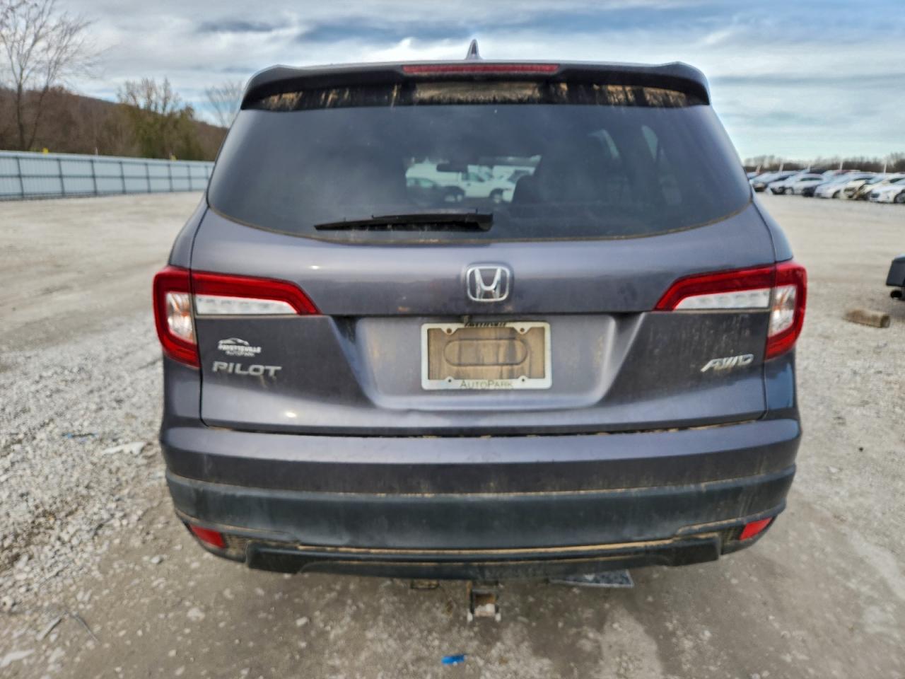 Honda Pilot Lx Image 10