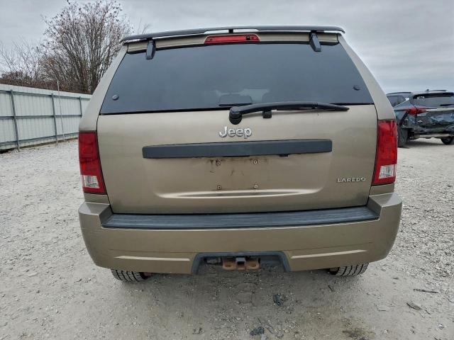 Jeep Grand Cherokee Laredo Image 13