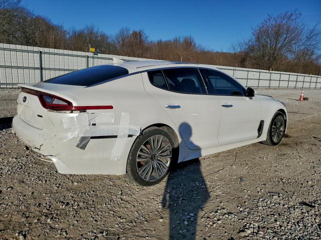 Kia Stinger Premium Image 9