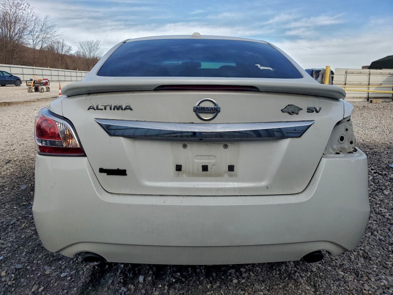 Nissan Altima 2.5 Image 12