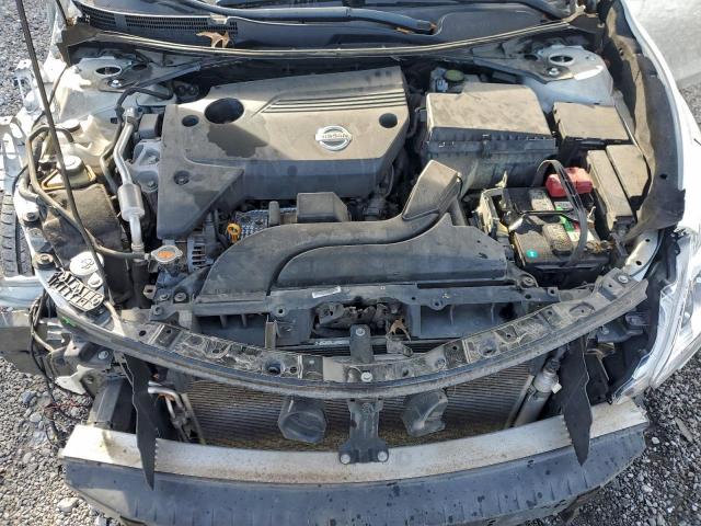 Nissan Altima 2.5 Image 5