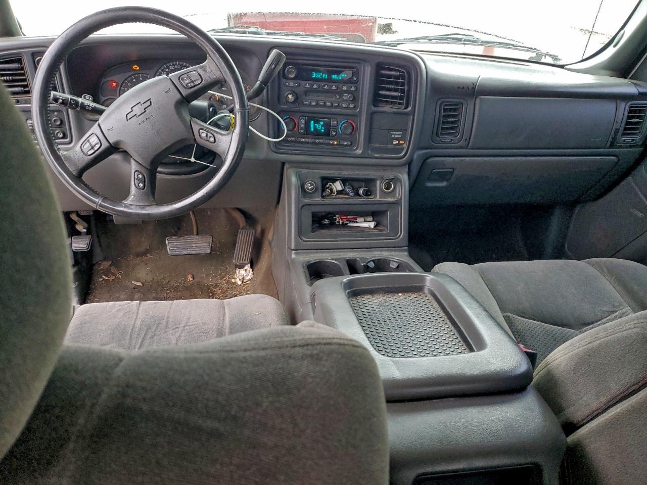 Chevrolet Silverado K1500 Image 9